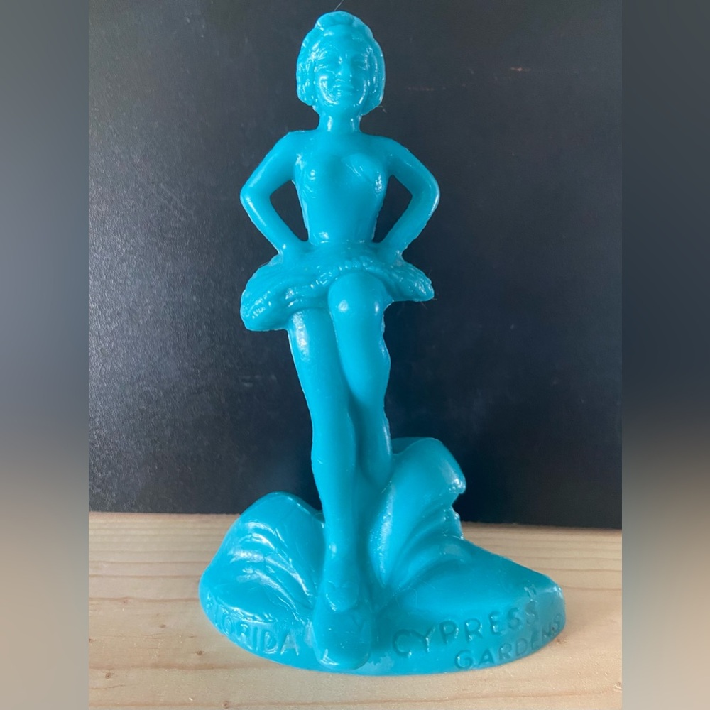 40s-50s “Aqua Ballerina” wax molded turquoise-colored collectible figurine🏊‍♀️💕